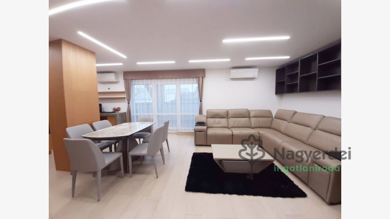 Debrecen, Belváros, Lakás, tégla lakás  