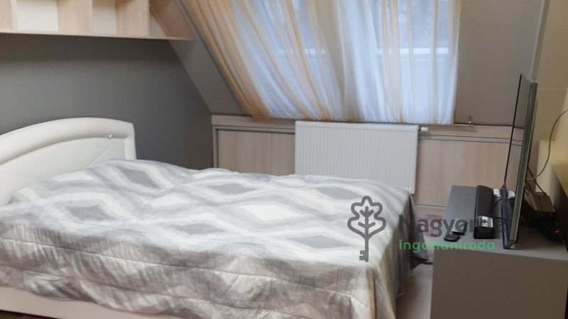 Debrecen, Belváros, Lakás, tégla lakás  