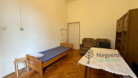 Debrecen, Postakert, Lakás, tégla lakás  