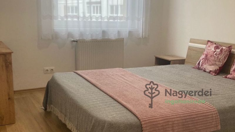 Debrecen, Péterfia, Lakás, tégla lakás  