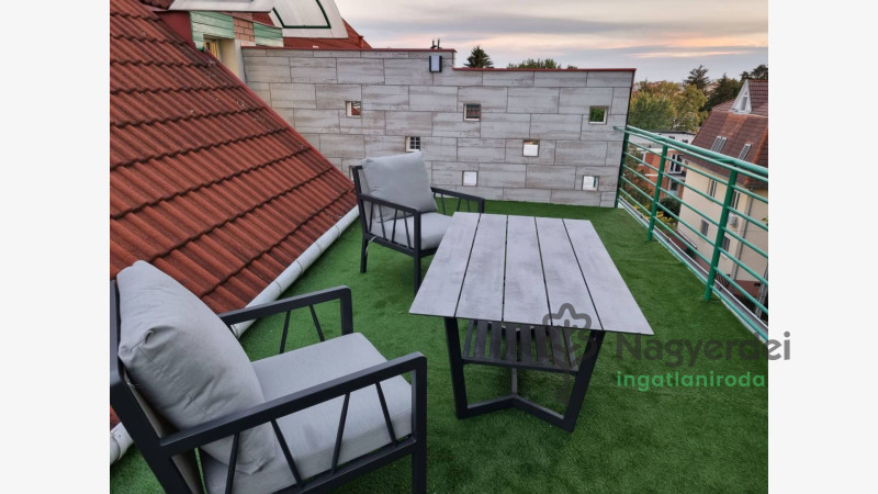 Debrecen, Széchenyikert, Lakás, tégla lakás  