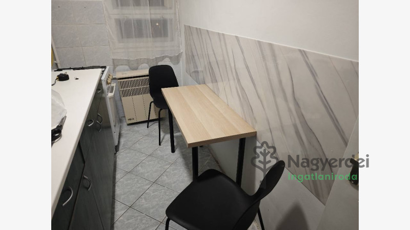 Debrecen, Belváros, Lakás, tégla lakás  