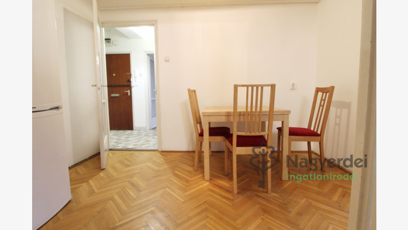 Debrecen, Egyetemváros, Lakás, tégla lakás  