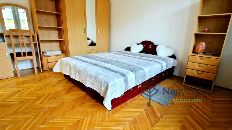 Debrecen, Egyetemváros, Lakás, tégla lakás  