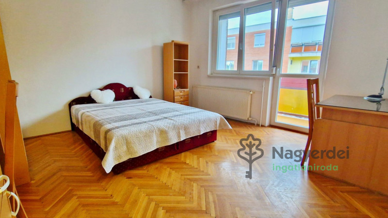 Debrecen, Egyetemváros, Lakás, tégla lakás  