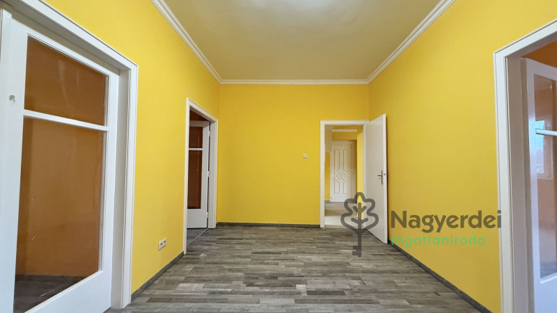 Debrecen, Belváros, Lakás, tégla lakás  