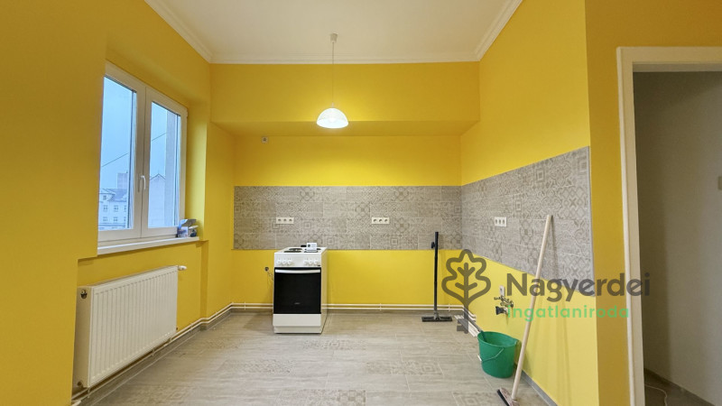 Debrecen, Belváros, Lakás, tégla lakás  