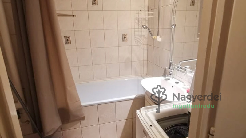 Debrecen, Libakert, Lakás, panel lakás  