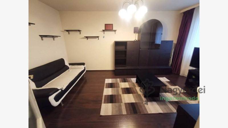 Debrecen, Libakert, Lakás, panel lakás  