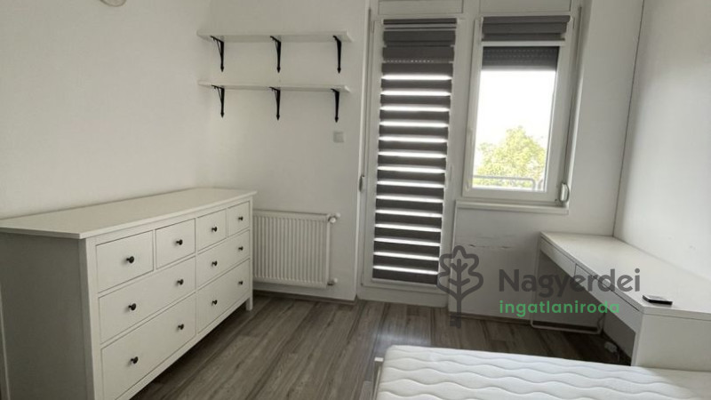Debrecen, Belváros, Lakás, tégla lakás  
