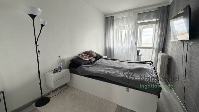 Debrecen, Burgundia, Lakás, panel lakás  