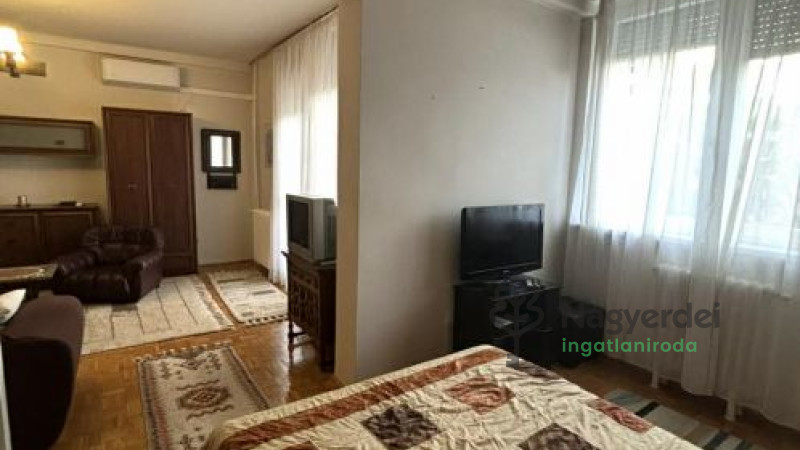 Debrecen, Belváros, Lakás, tégla lakás  