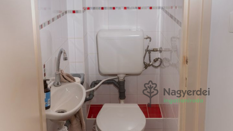 Debrecen, Bem tér, Lakás, tégla lakás  