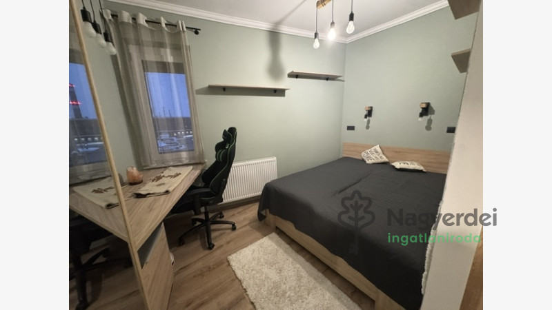 Debrecen, Belváros, Lakás, tégla lakás  