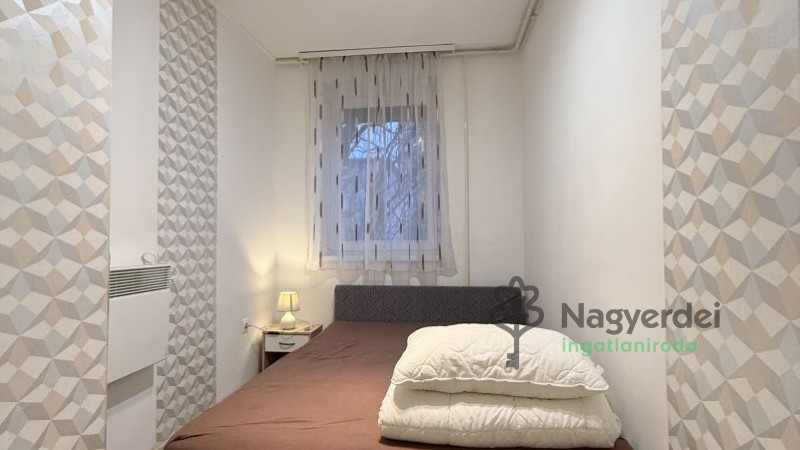 Debrecen, Libakert, Lakás, tégla lakás  