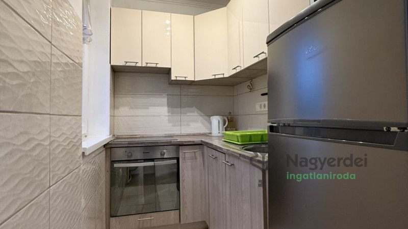 Debrecen, Libakert, Lakás, tégla lakás  