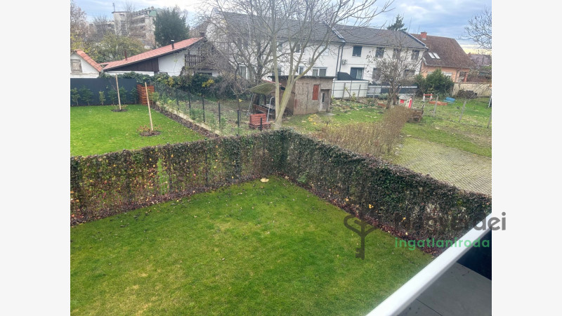 Debrecen, Vargakert, Lakás, tégla lakás  