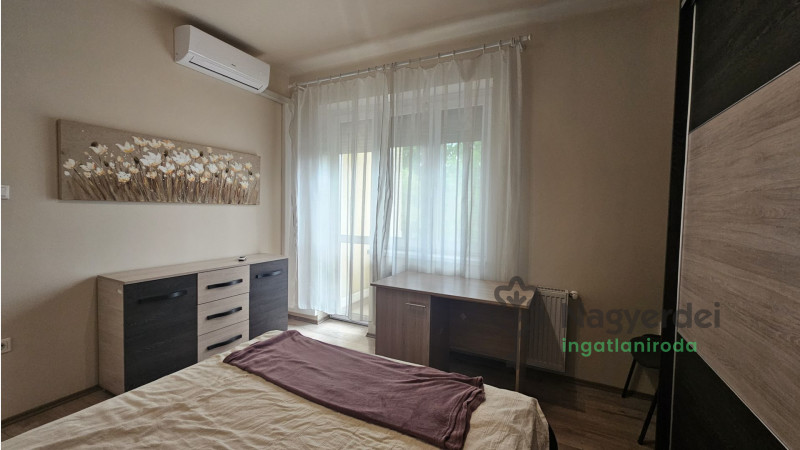 Debrecen, Libakert, Lakás, tégla lakás  