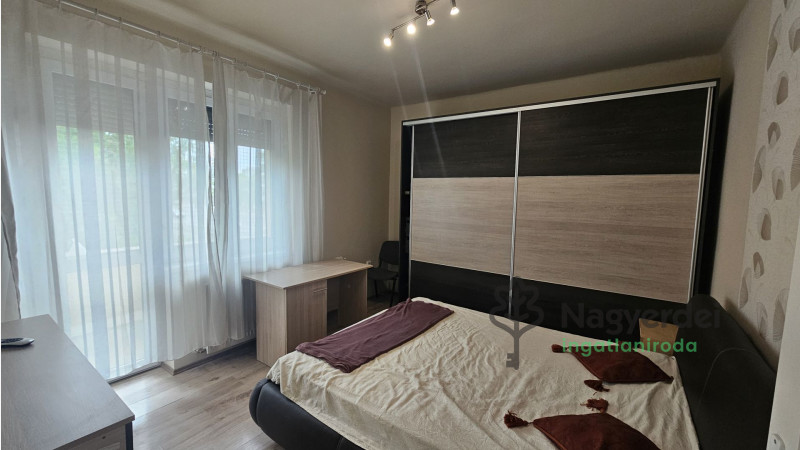 Debrecen, Libakert, Lakás, tégla lakás  