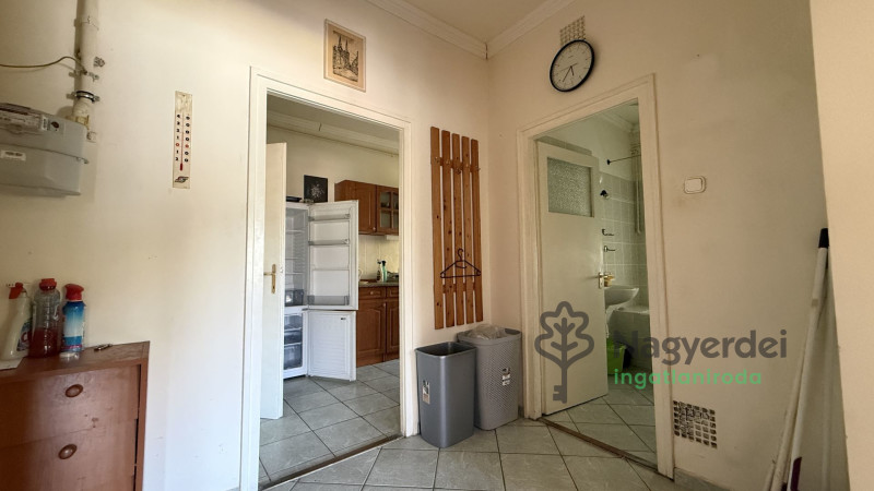 Debrecen, Nagyerdő, Lakás, tégla lakás  