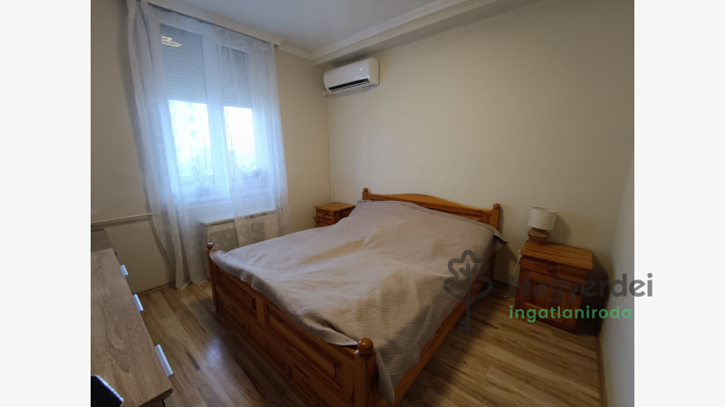 Debrecen, Libakert, Lakás, tégla lakás  