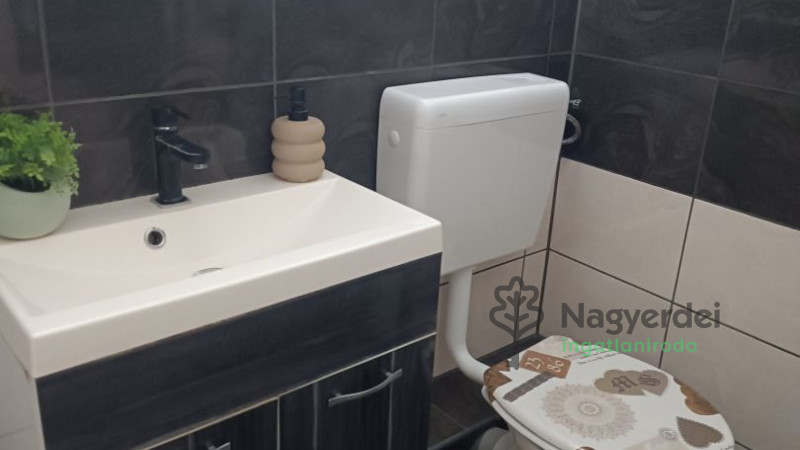 Debrecen, Libakert, Lakás, tégla lakás  