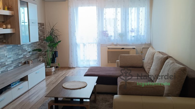 Debrecen, Libakert, Lakás, tégla lakás  