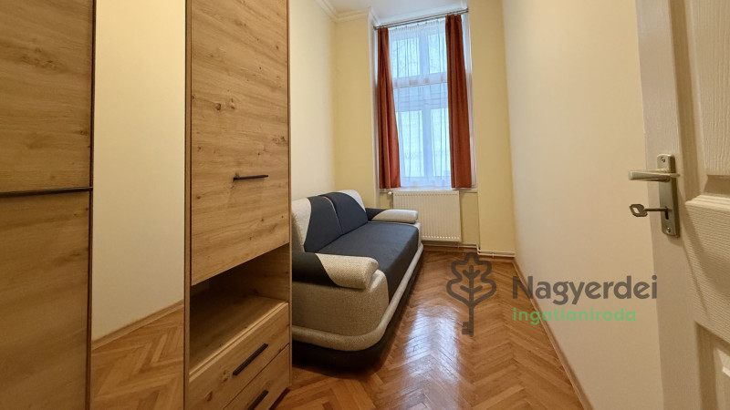 Debrecen, Belváros, Ház, házrész  