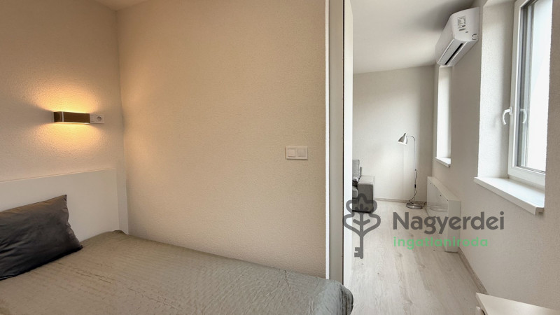 Debrecen, Belváros, Lakás, tégla lakás  