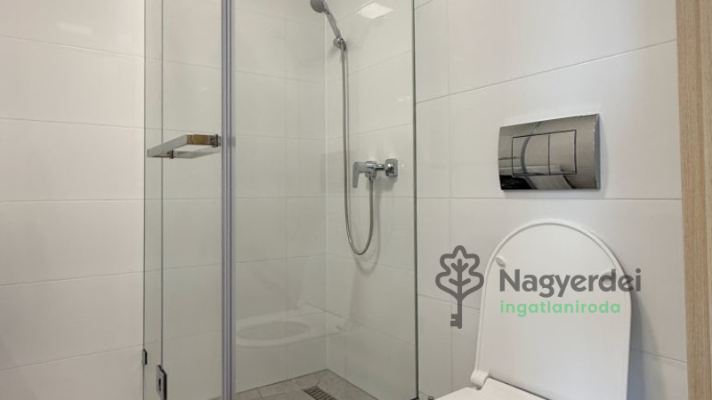 Debrecen, Belváros, Lakás, tégla lakás  