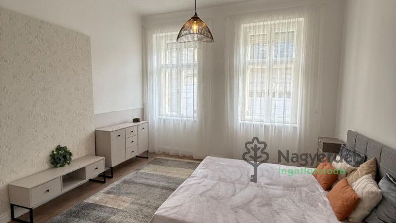 Debrecen, Óváros, Ház, házrész  