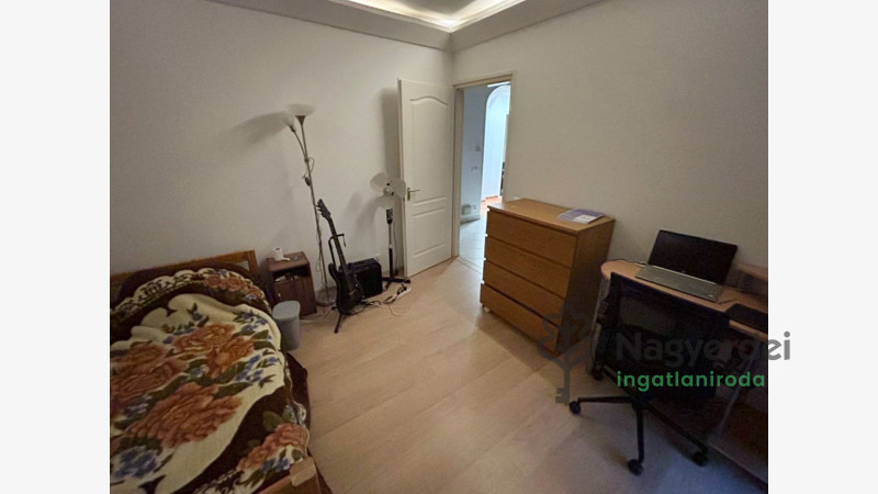 Debrecen, Belváros, Lakás, tégla lakás  