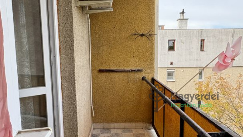 Debrecen, Sestakert, Lakás, tégla lakás  