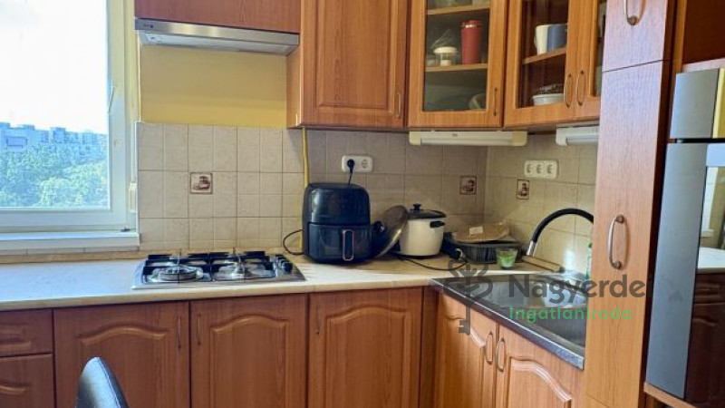 Debrecen, Sestakert, Lakás, tégla lakás  