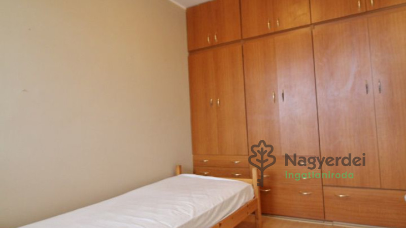 Debrecen, Belváros, Lakás, panel lakás  