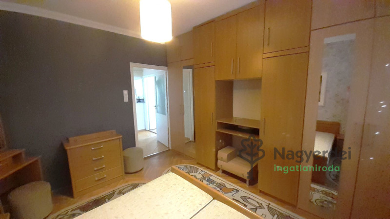 Debrecen, Lakás, tégla lakás  