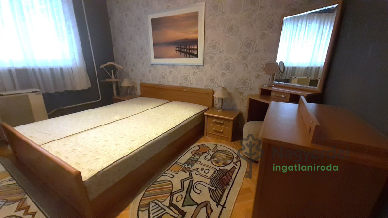 Debrecen, Lakás, tégla lakás  