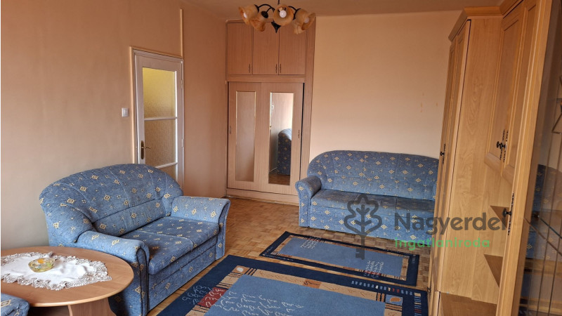 Debrecen, Nagyerdő, Lakás, tégla lakás  