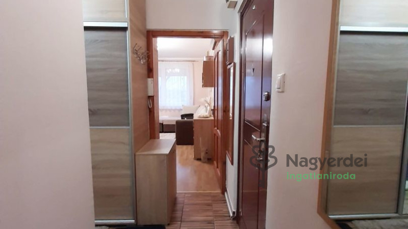 Debrecen, Fényesudvar, Lakás, panel lakás  