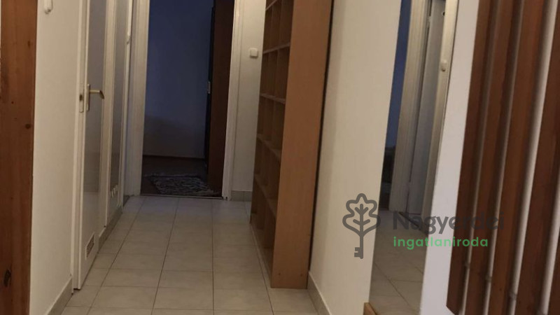 Debrecen, Nagyerdőalja, Lakás, tégla lakás  