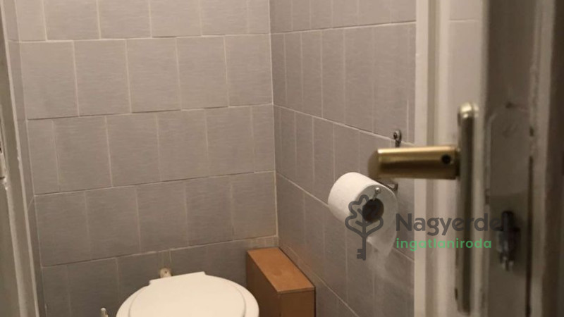 Debrecen, Nagyerdőalja, Lakás, tégla lakás  