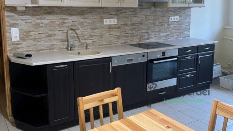 Debrecen, Belváros, Lakás, tégla lakás  