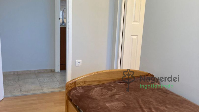 Debrecen, Újkert, Lakás, tégla lakás  