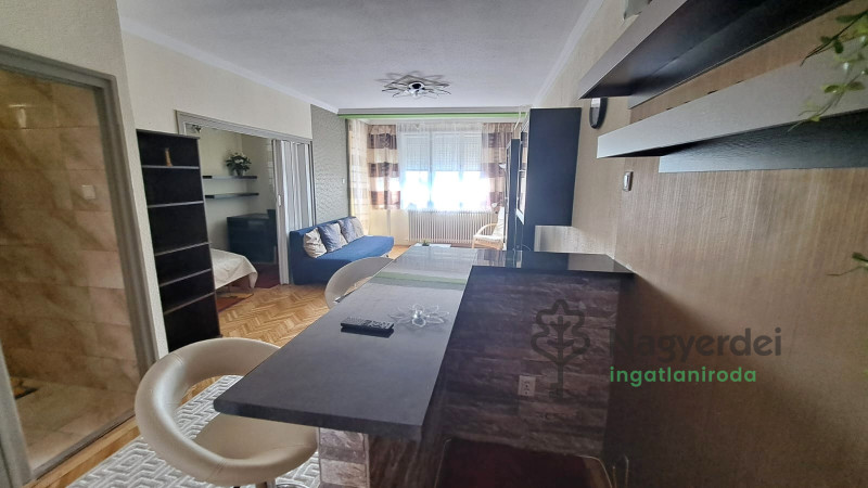 Debrecen, Belváros, Lakás, tégla lakás  