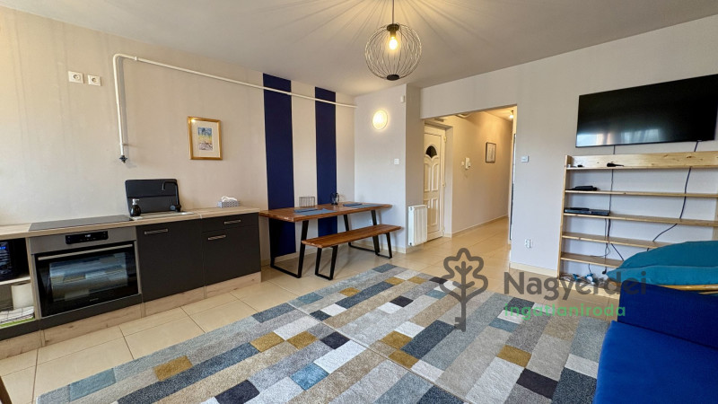 Debrecen, Kandia, Lakás, tégla lakás  