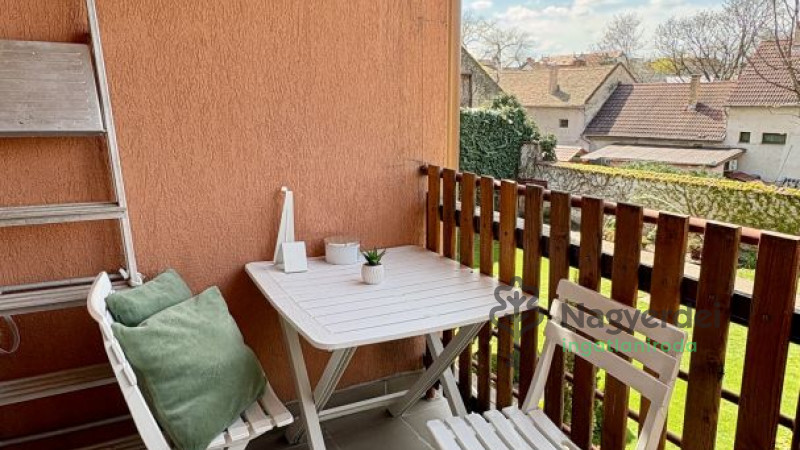 Debrecen, Kandia, Lakás, tégla lakás  