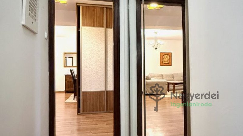 Debrecen, Nagyerdőalja, Lakás, tégla lakás  