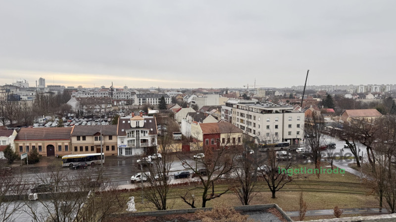 Debrecen, Libakert, Lakás, panel lakás  