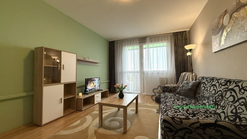 Debrecen, Libakert, Lakás, panel lakás  