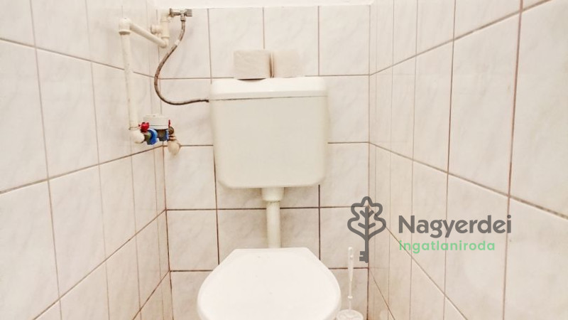 Debrecen, Egyetemváros, Lakás, tégla lakás  